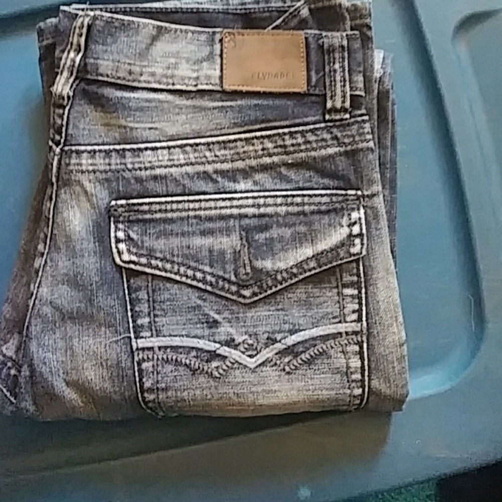 Stone washed jeans